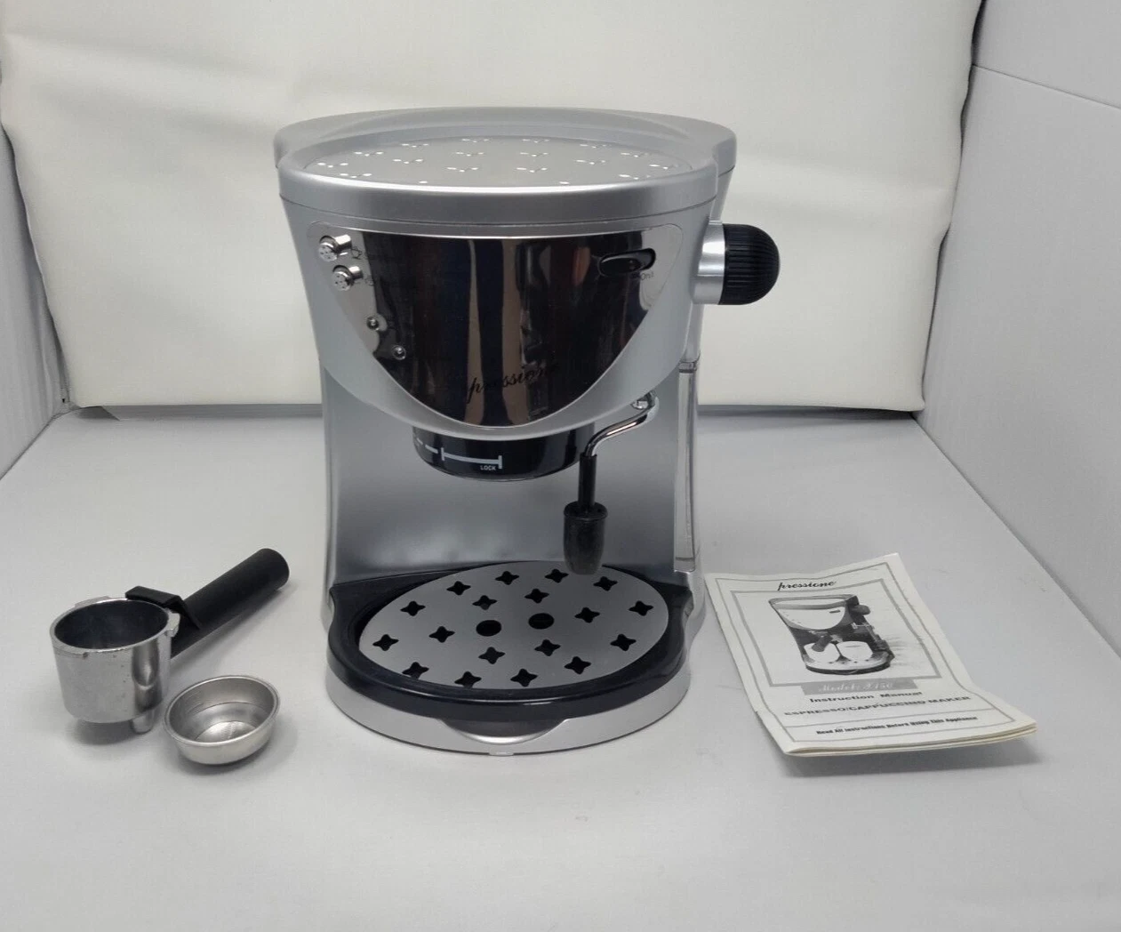 Pressione X150 Espresso Maker Coffee Machine 860ml 15bar New! OB