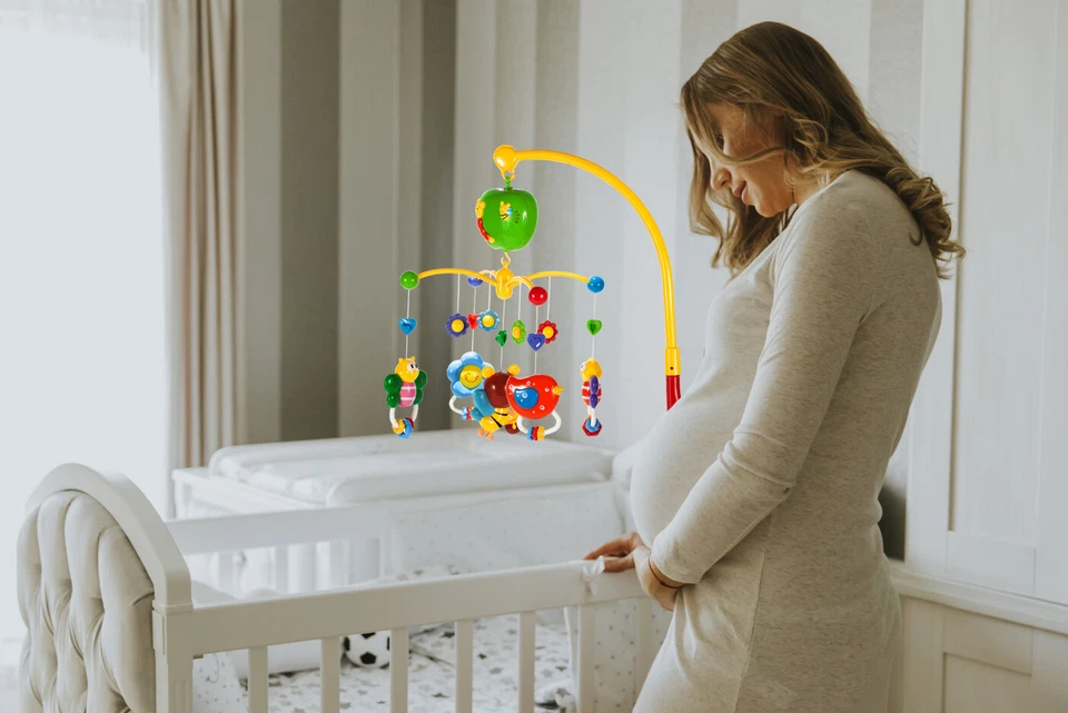 MalPlay Mobile mit Spieluhr Musik  Babymobile für Kinderwagen Kinderbett Kindern - Bild 2 von 4