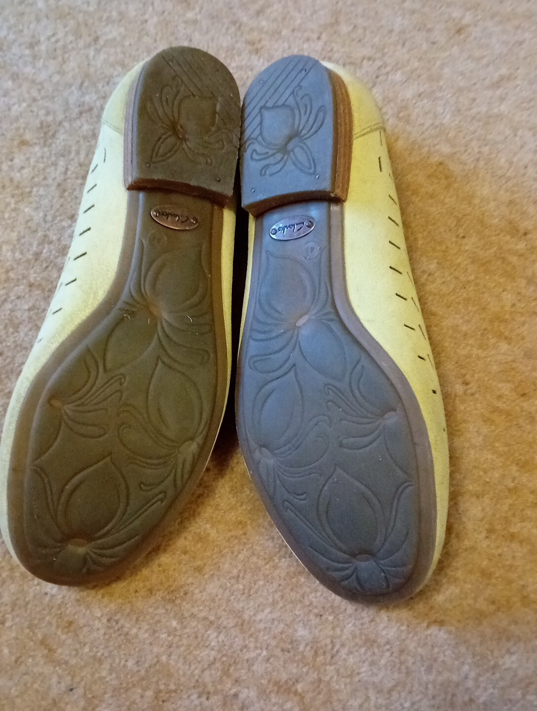 Clarks 4.5D Yellow Suede Flat Shoes eBay