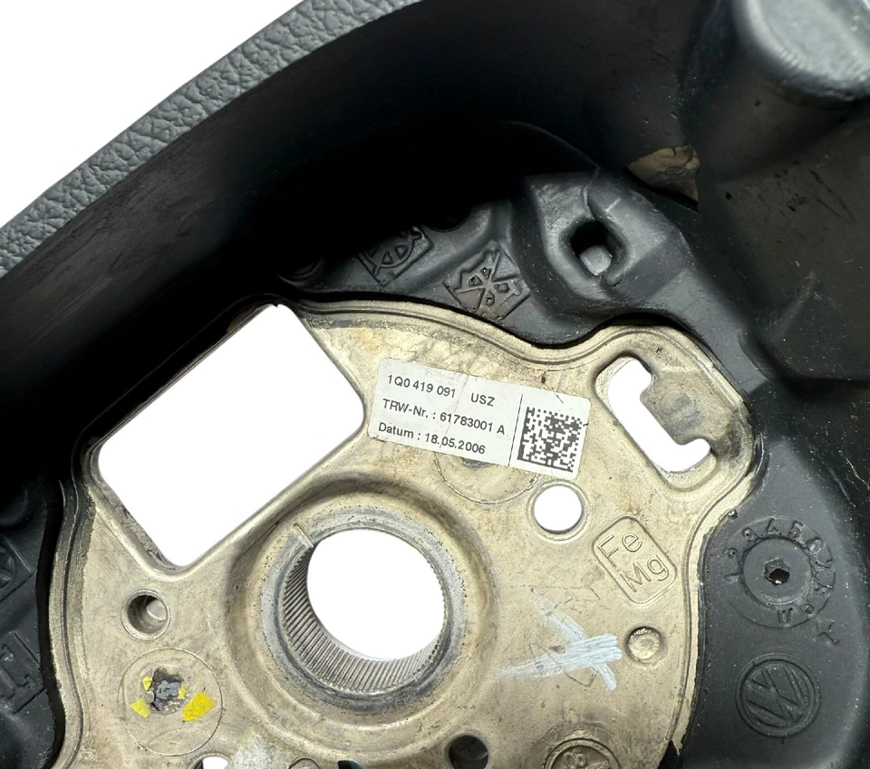 Lederlenkrad für Airbag 1Q0419091USZ VW Eos 1.6 FSI Bj 2006 - Bild 2 von 4