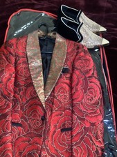 Medium Red and Gold Roses Suit jacket With Gold and Black Dress shoes