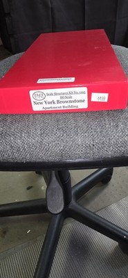 HO Scale STRUCTURES LTD. NY Brownstone #1103