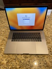 Apple MacBook Pro 15.4'' 512GB SSD 16GB RAM 2.9GHz Silver MPTR2LL/A 2017