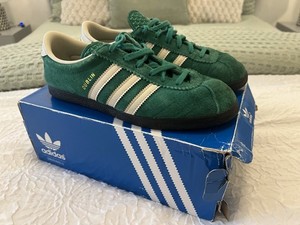 adidas gazelle silver green womens Handball Spezial Adidas Collegiate Green Shadow Red