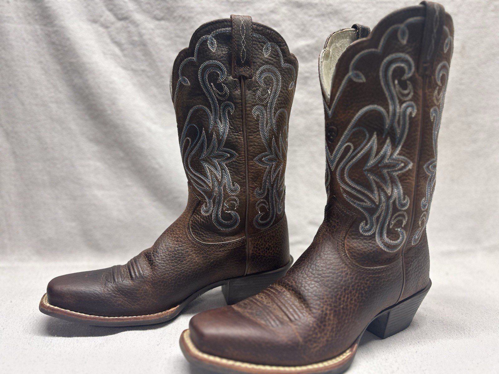 Ariat 15825 Women's 8.5 B Brown Pebbled Leather Square Toe Western Cowgirl Boots