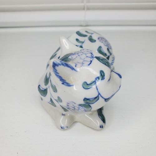 Vintage Chinoiserie Ceramic Cat With Floral Design Pattern - Picture 4 of 9