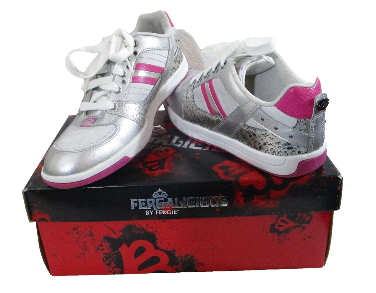 NIB Fergalicious By Fergie Paz Womens Fashion Sneakers Shoes Silver/Pink