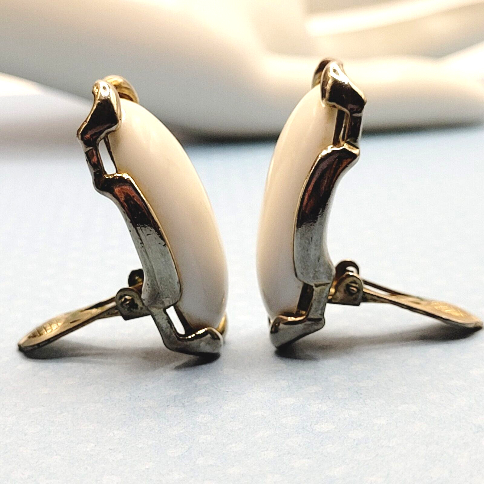 White Agate Stone Cabochon Statement Silver Tone … - image 17