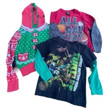 Set of 3 boys long sleeve t-shirts and sweater hoodie Christmas themed Sz 4/5