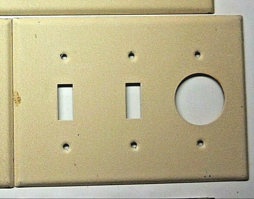 Бежевый 3-Gang 1950-х моно розетка переключатель комбо стены крышка пластины окрашиваемой стали MCM - Изображение 2 из 2