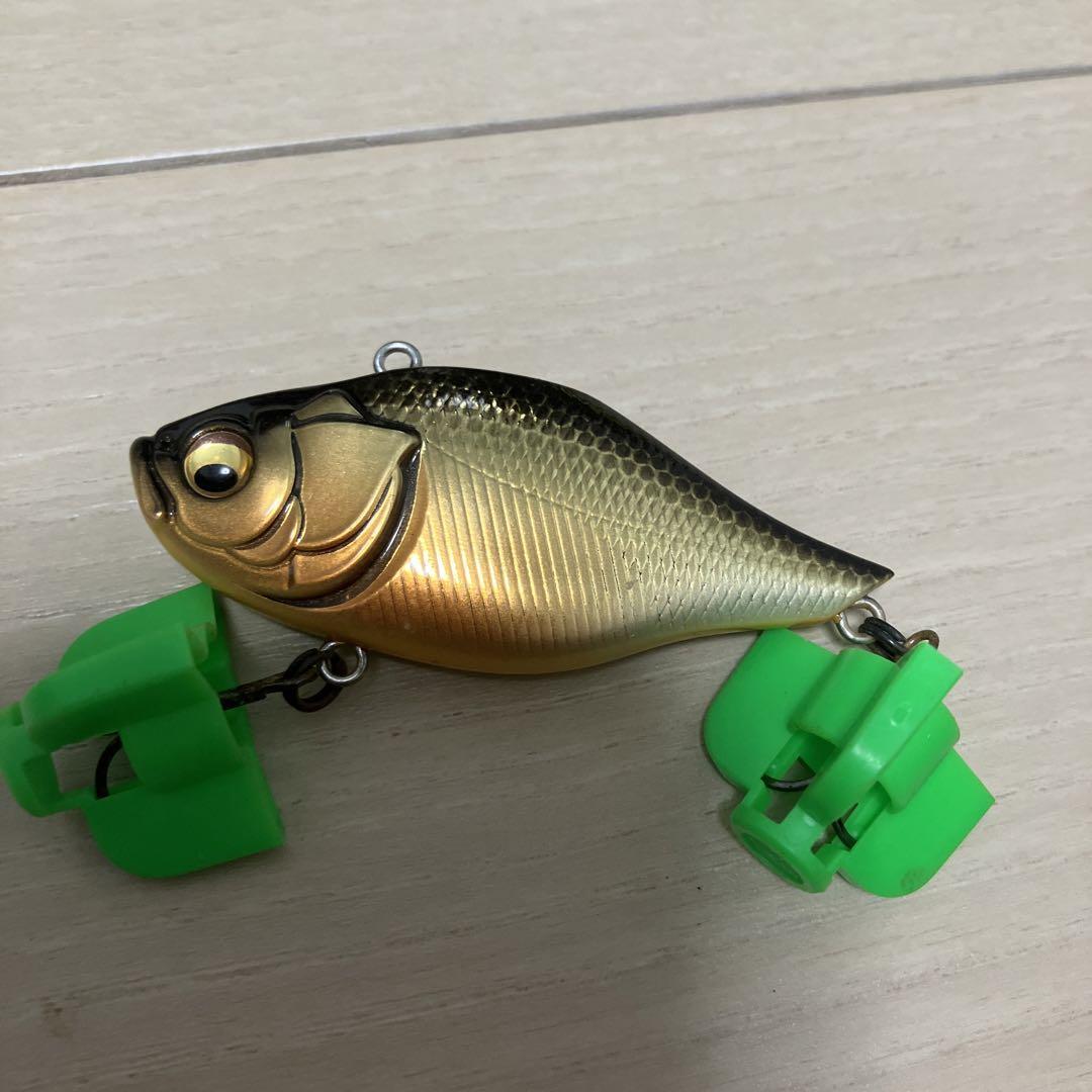 Fishing Lure Megabass Fermata Vibration Lure Gold Black