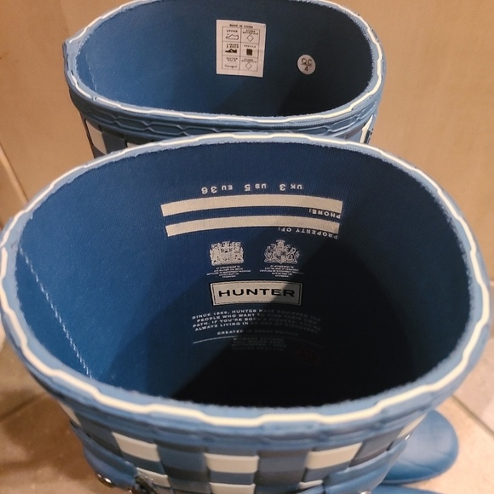 Hunter Original Women's Tall Waterproof Rain Boot, Size 5 Matte Blue Gingham NEW