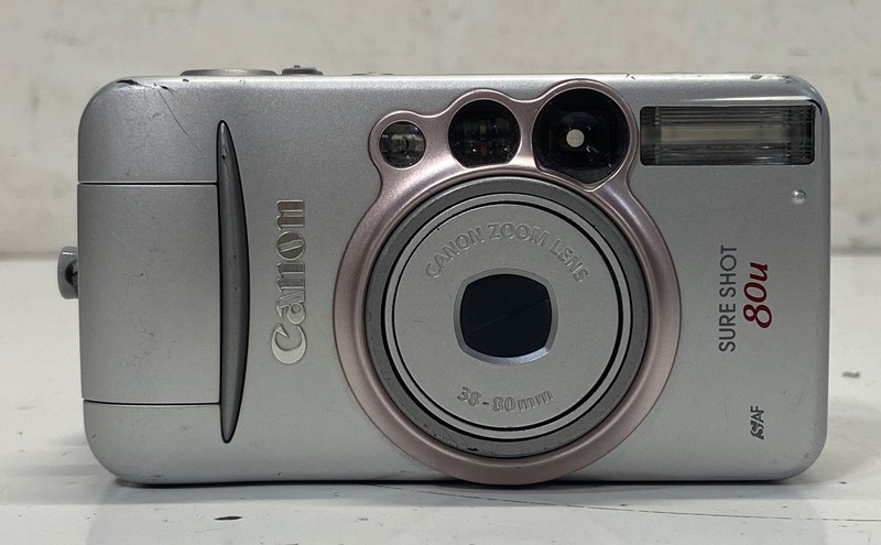 Vintage Canon Sure Shot 80u 35mm Point & Shoot Film Camera 38-80mm Zoom