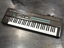YAMAHA DX7 FM Synthesizer Keyboard - Classic 1980s Digital Music Workstation