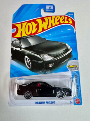 Honda Prelude 1987 ミニカー s-l400.jpg