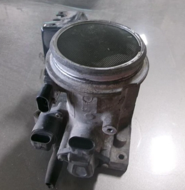 2000-2005 Buick Lesabre 3.8L Throttle Body Valve Assembly Oem Foto 3 de 4