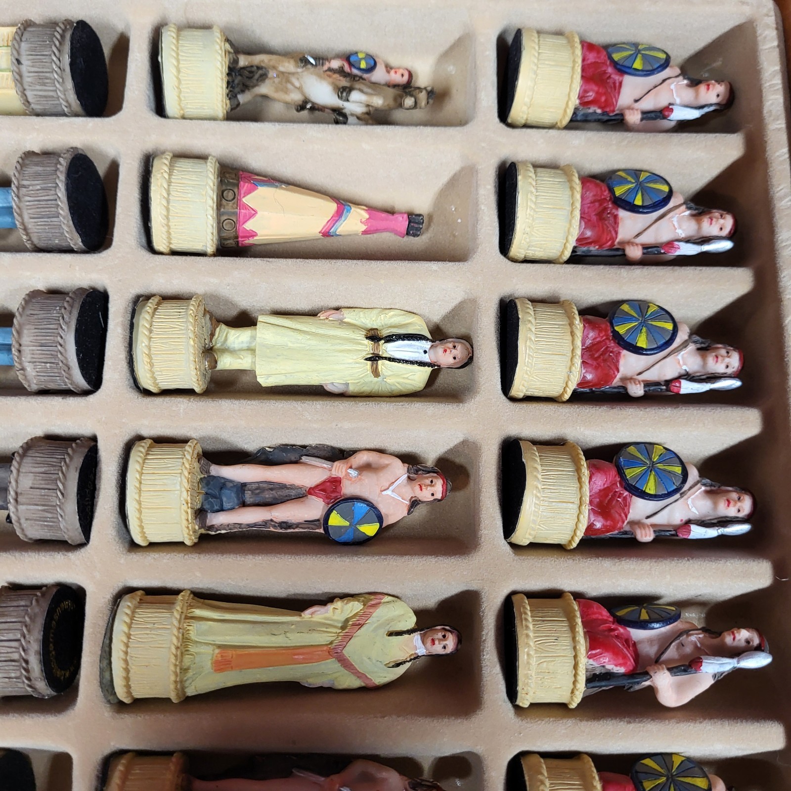 Vintage Italfama Italy Chess Set Leather Board American West Cowboys And Indians