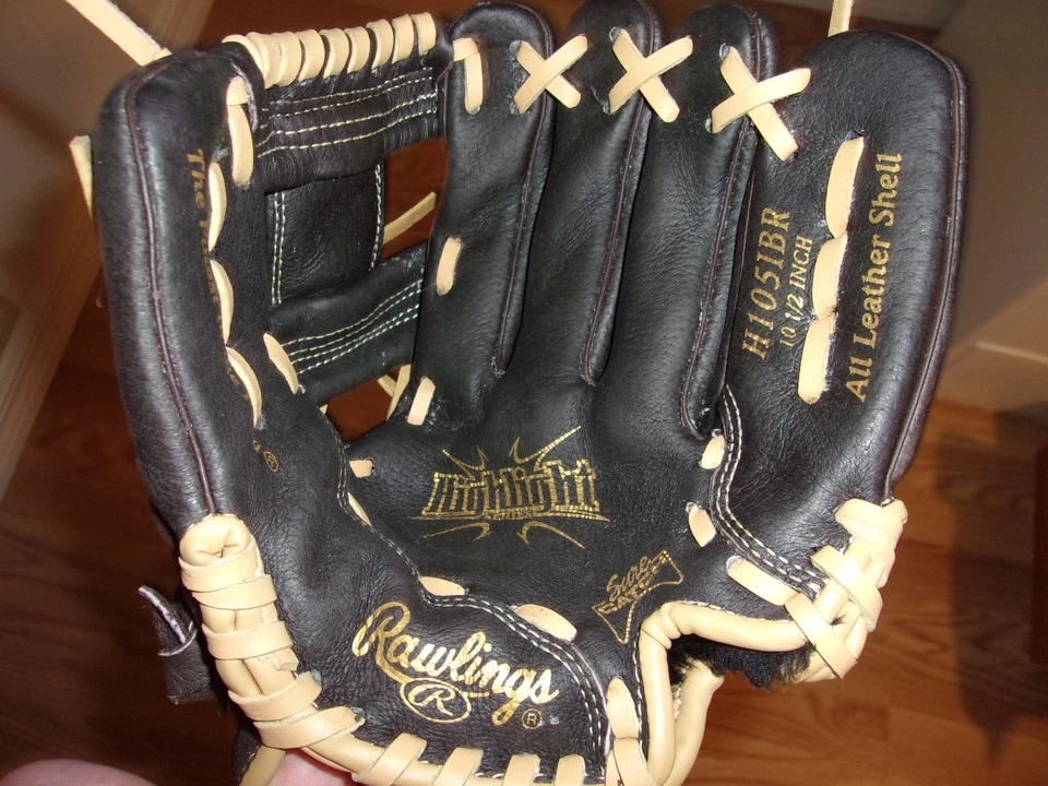 Rawlings Highlights Series Baseball Glove RHT Right Hand Throw 10.5in H105IBR - Image 3 of 3