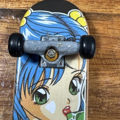 Tech Deck Hook-ups Mini Skateboard Ice Cream Anime Girl Finger