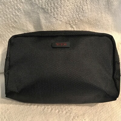 TUMI Delta Airlines Soft Case Amenity Kit Black 7 x5 