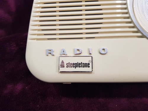 Vintage Style Steepletone BRIGHTON Radio FM / MW / LW - Picture 10 of 16