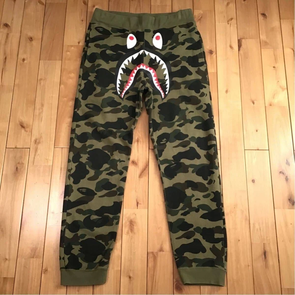 2XL BAPE 1st camo green shark sweat pants A Bathing Ape Size XXL