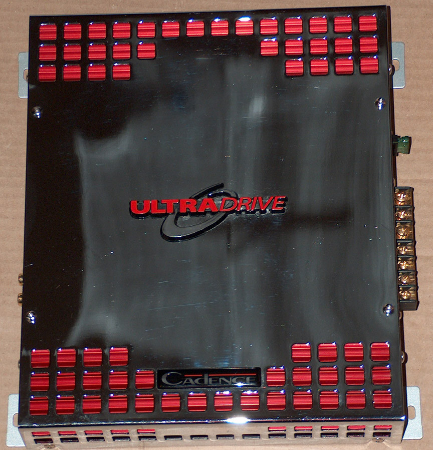 CADENCE SOUND ULTRA DRIVE Q-300 2 CHANNEL 300W RMS AMPLIFIER