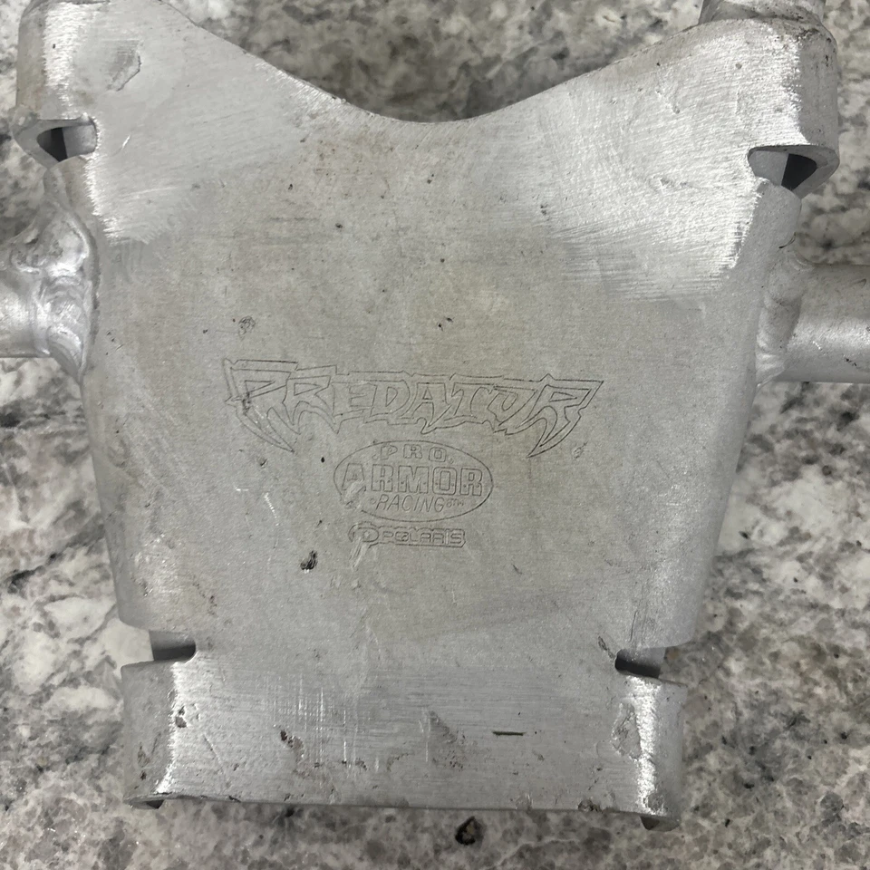 POLARIS Predator (500) PRO ARMOR Parachoques delantero de carreras de aluminio con barra de agarre Oem Foto 4 de 4