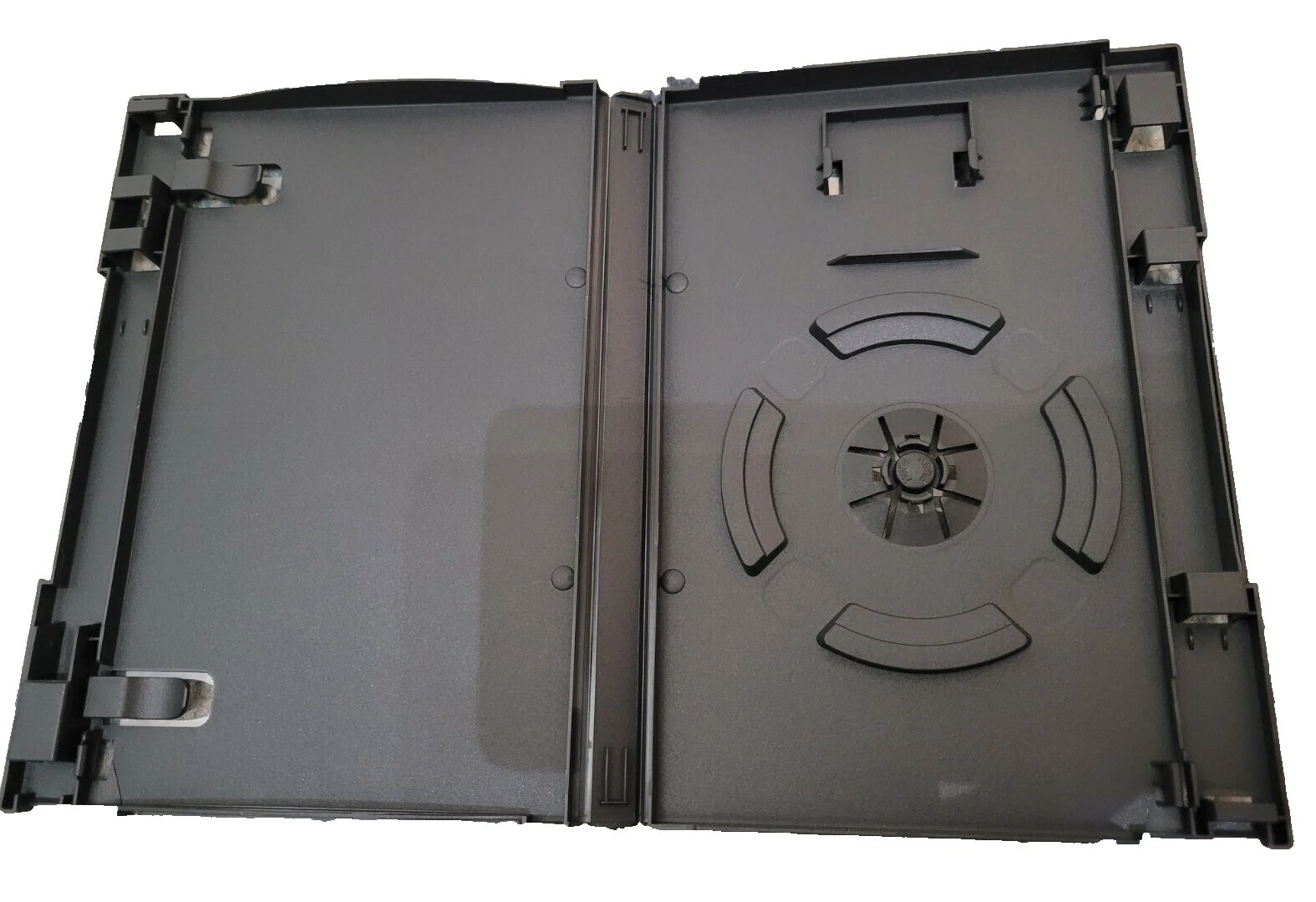 Nintendo GameCube оригинальные футляры и коробки