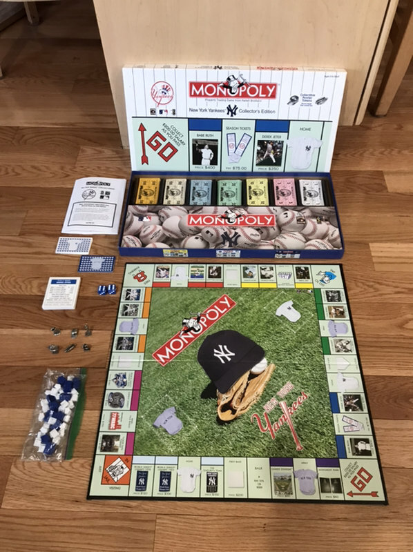 Monopoly New York Yankees Collectors Edition 100% Complete in EC