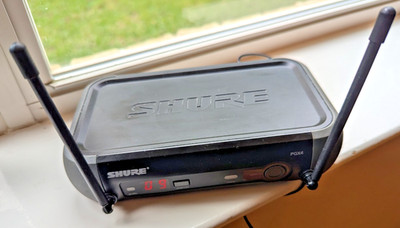 Shure PGX4 Digital Wireless Receiver H6 524-542 MHz with power supply  (no mic)