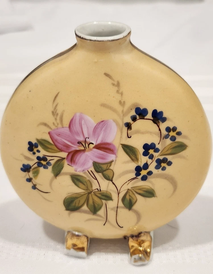 Jarrón de cerámica japonés Satsuma con patas 3778-17 base amarilla con flores de 5" de alto Foto 4 de 4