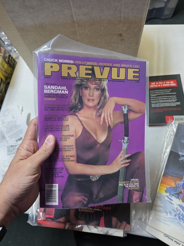 PREVUE Magazine September 1982 Sandahl Bergman Chuck Norris Robert Bloch Sting