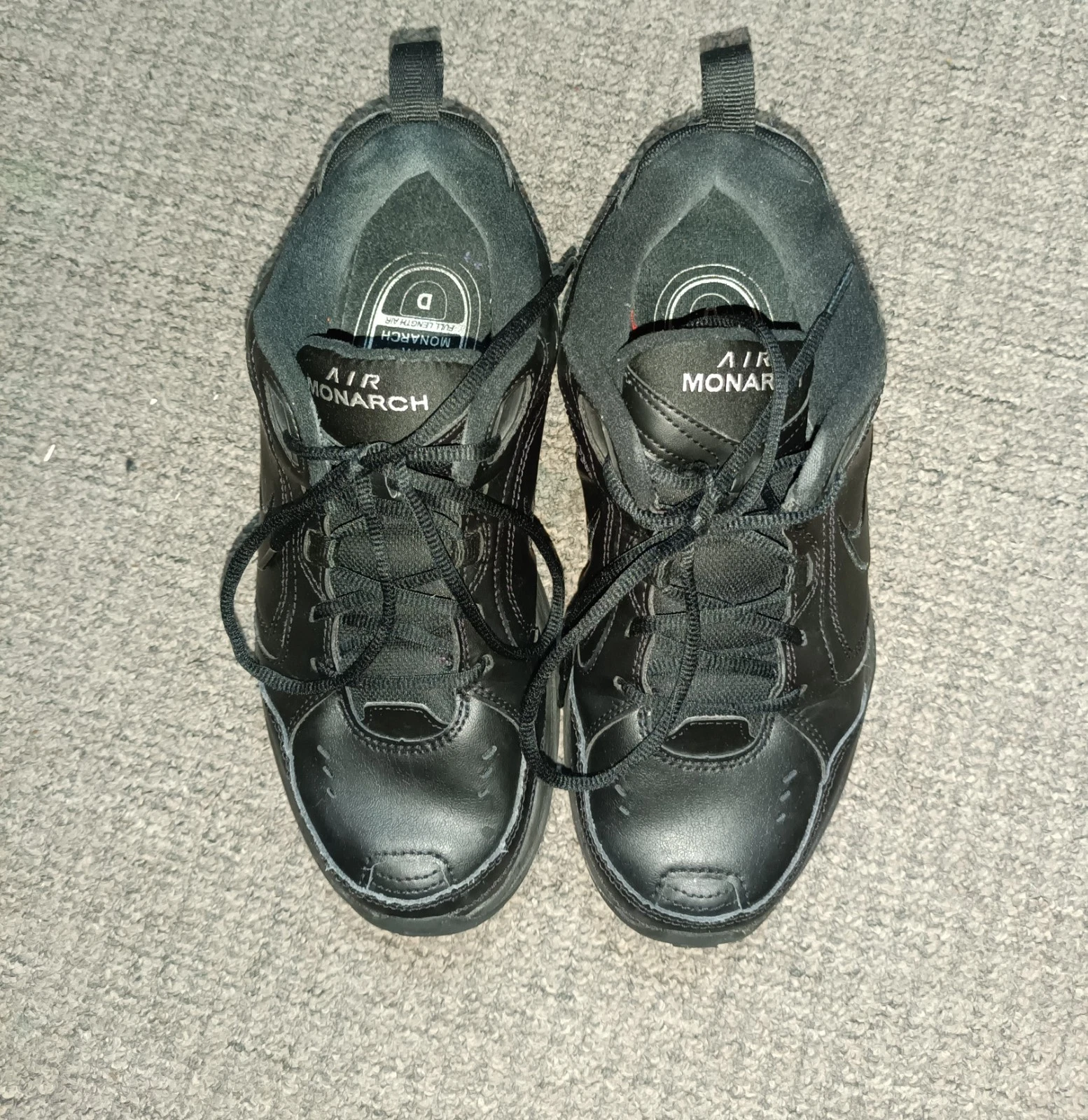 Scarpe da ginnastica Nike Air Monarch IV nere taglia UK 8 US 9 EU 42 5 415445 001