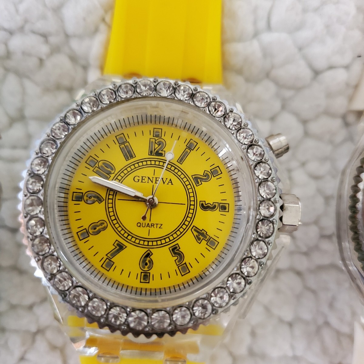 Womens Watches Set Of 3 Neon Green,Yellow,White,Rubber Strap  display picture 3
