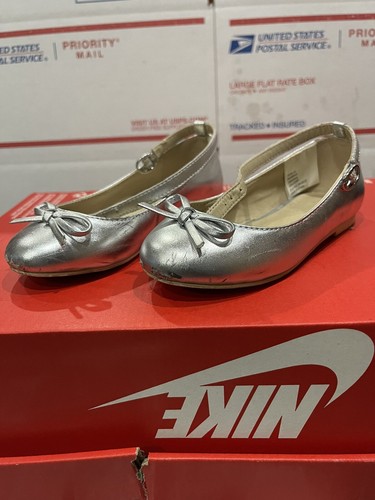 Janie And Jack Shoes Girls Toddler Size 10 Cinderella Princess Bow Silver Flats - 第 2/3 張圖片