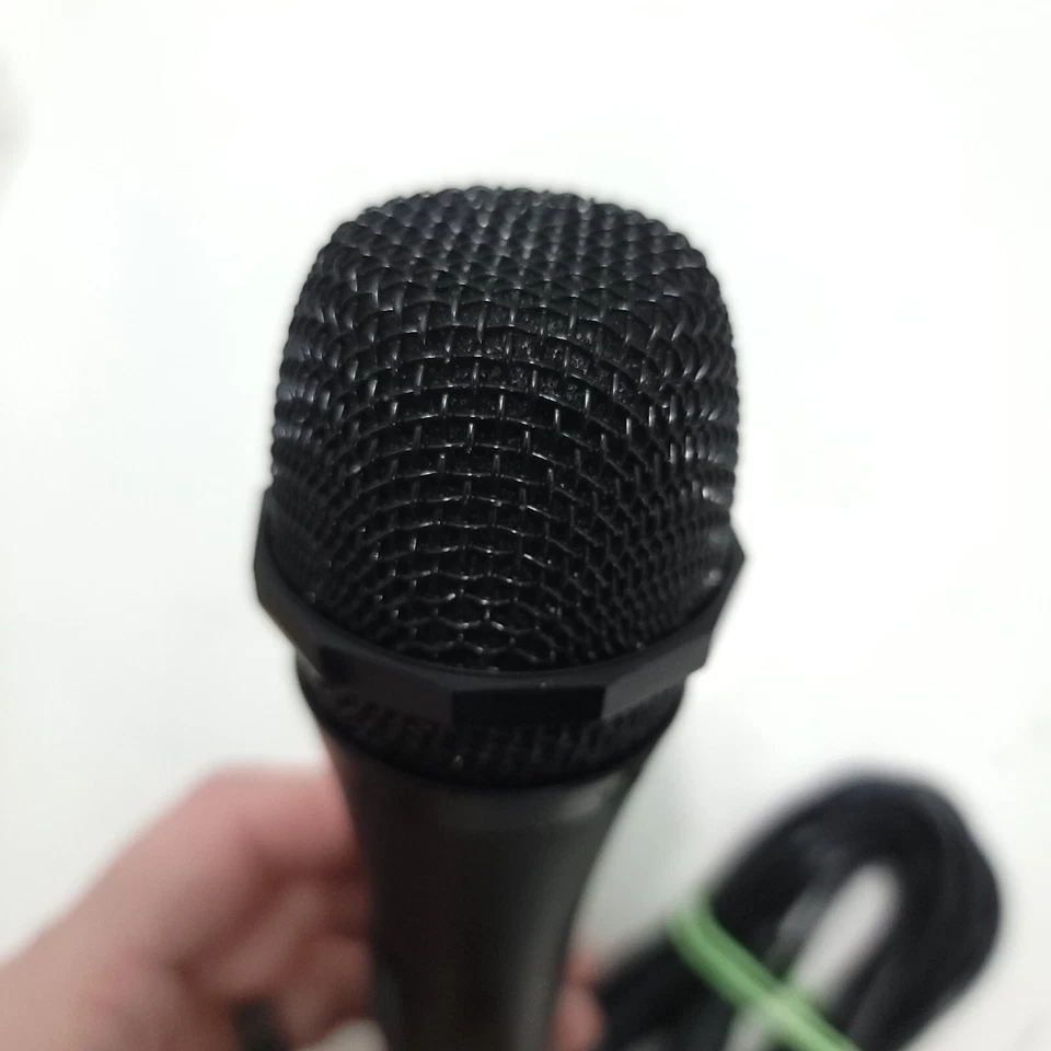Wired Microphone for Karaoke, (Black) - Unidirectional Dynamic Vocal Micropho... - Image 4 of 4