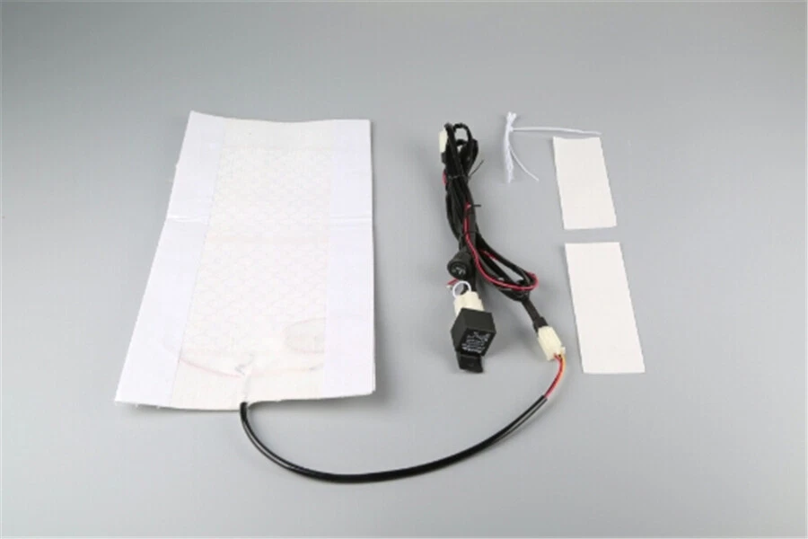 Almohadilla térmica de asiento de fibra de carbono 40x20 cm DC12V para motocicleta ATV E-BIKE con interruptor Foto 2 de 4