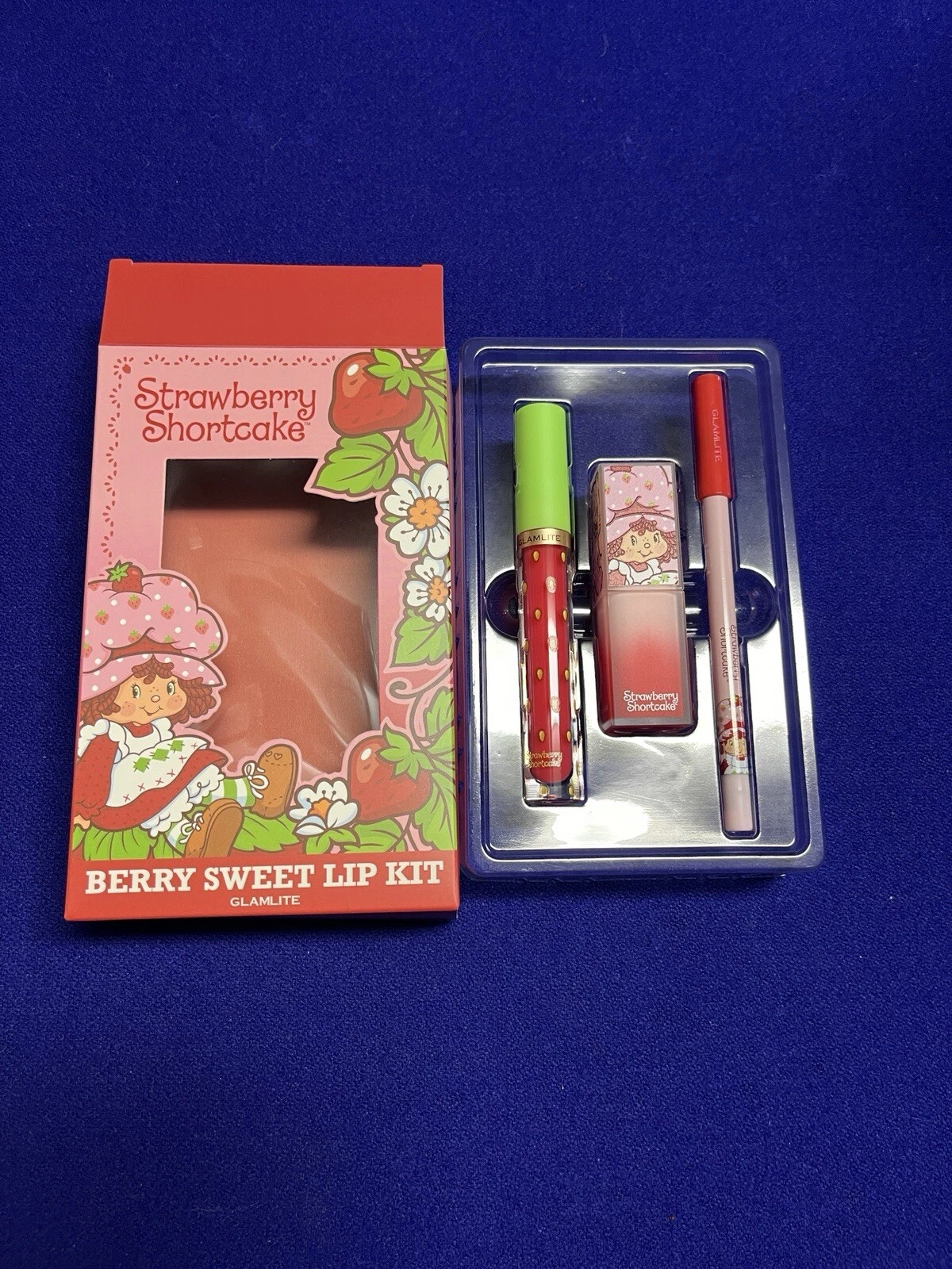GLAMLITE STRAWBERRY SHORTCAKE BERRY SWEET LIP KIT LIPSTICK GLOSS LINER NEW