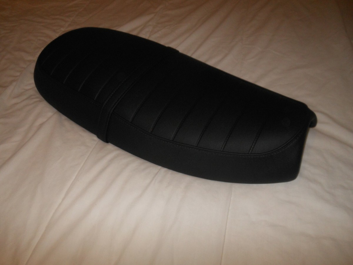NEW OEM Triumph Black Single Seat T100 Scrambler Bonneville