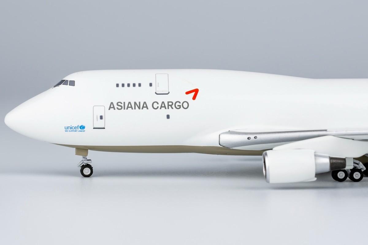 ASIAN CARGO 747 模型 UNICEFロゴ付き ASIAN CARGO 747 模型 UNICEFロゴ付き ASIAN CARGO 747 模型