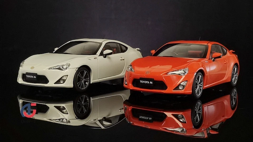 AUTOart 1/18 Toyota 86GT Simulation Alloy Collection Gift Ornament Car Model - Image 2 of 4