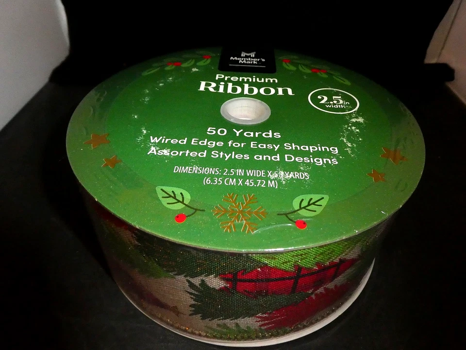 Member's Mark Premium Wired Ribbon 2.5" Wide x 50 Yards-New-Christmas-red/green - Image 4 of 4