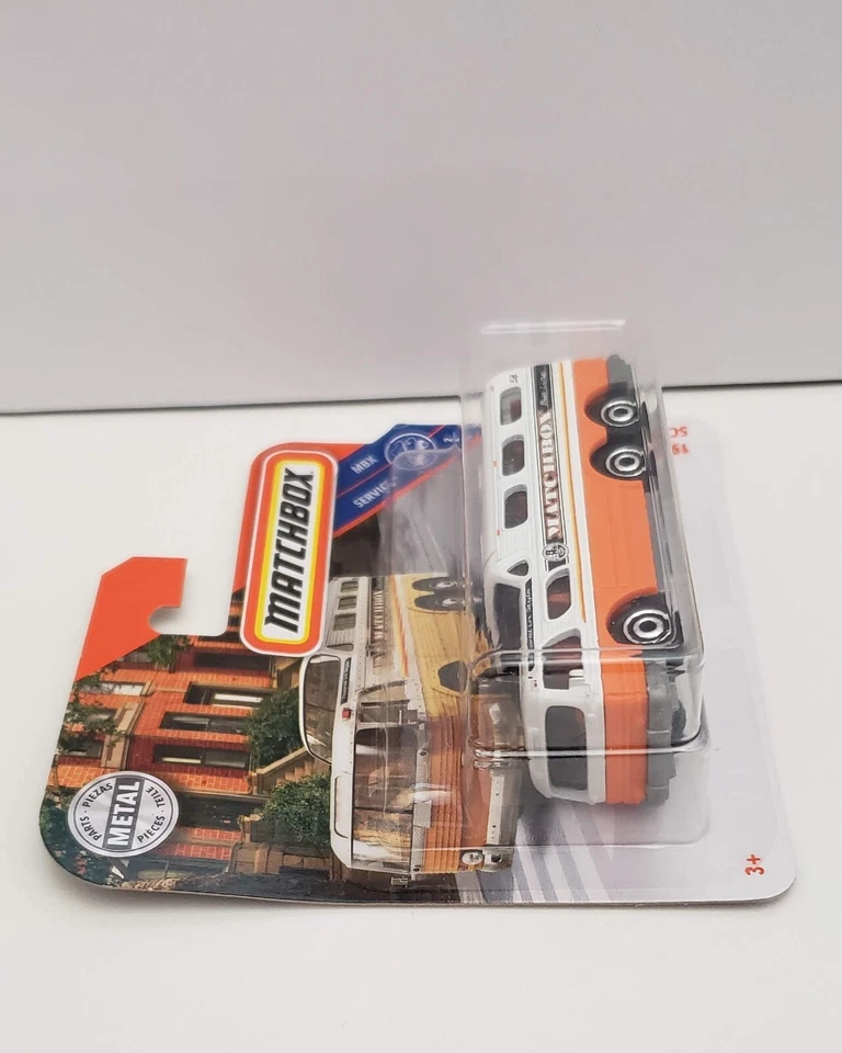 Matchbox Short Card 1955 GMC Scenic Cruiser MBX Service 2/20 -Bended Card - Image 4 of 4