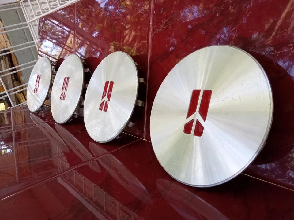 Oldsmobile 88 1993-1995 tapa central (4) tapas de fábrica OEM 7,75" # 25613984 vintage Foto 4 de 4