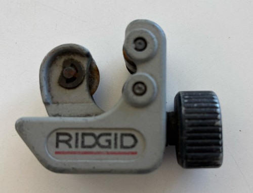 Ridgid 101 Close Quarters Pipe Tube Cutter 1/4" to 1 1/8" (6 to 28mm)