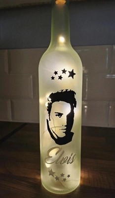 Elvis Presley Weinflasche beleuchtet LED personalisiert optional mit Namen mattiert