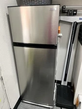 Vissani Top Freezer Refrigerator 7.1 cu. ft. w/ 2-Door in Stainless Steel Look