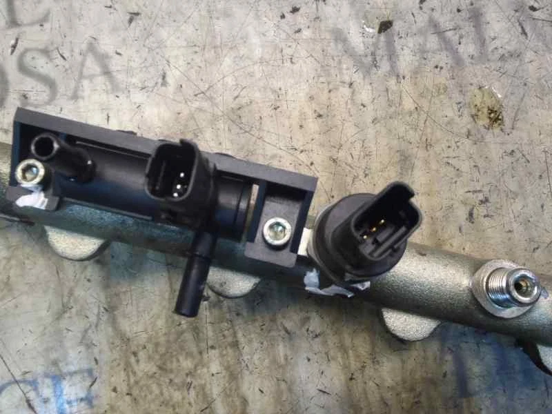 DISTRIBUTOR PIPE / 14235447 FOR PEUGEOT 807 SV - Image 2 of 2