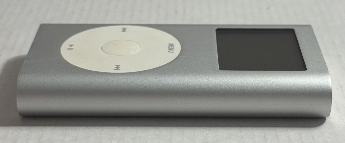 HP iPod mini (Silver) MP5002 - 16GB music player - PX762AA w/ Box